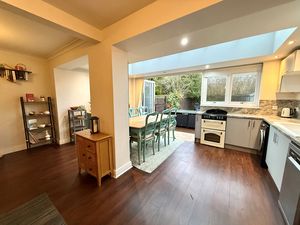 Photo 11- click for photo gallery